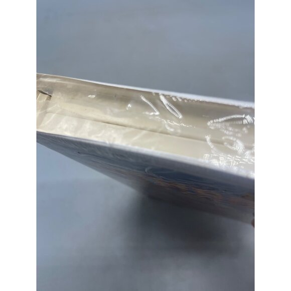 Dumbo VHS 024 Walt Disney classic 63 min rated G cartoon elephant NEW READ - Picture 3 of 6